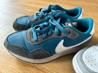 Nike Sneaker in Gr. 35,5 Niedersachsen - Weyhe Vorschau