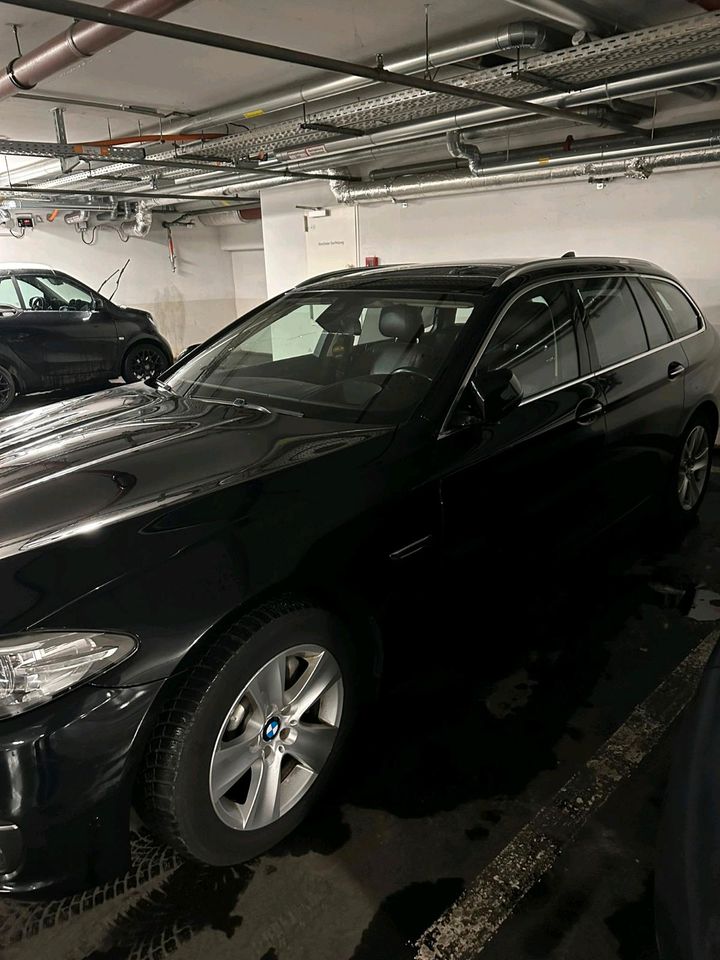 Bmw 530d 258ps Xdrive in Berlin