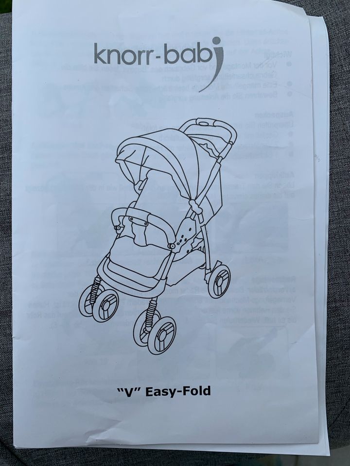 Buggy Kinderwagen grau / schwarz einklappbar  Knorr in Marienmünster