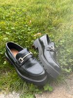 H&M Loafer Sandalen schwarz  Größe 38 Hessen - Petersberg Vorschau