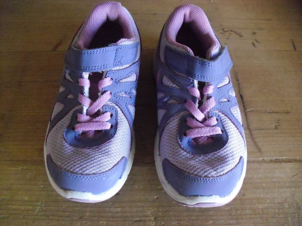 Schöne Nike Sneaker rosa lila 30 in Wangen im Allgäu