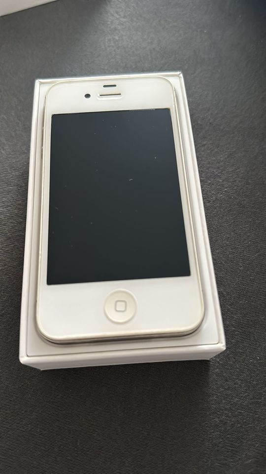 Apple iPhone 4s/5s/6 in Wirges  