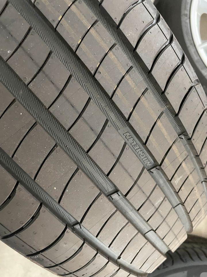 Originale BMW 5er G30 G31 Sommerreifen Räder 225/55 R17 Zoll neuw in Oberhonnefeld-Gierend