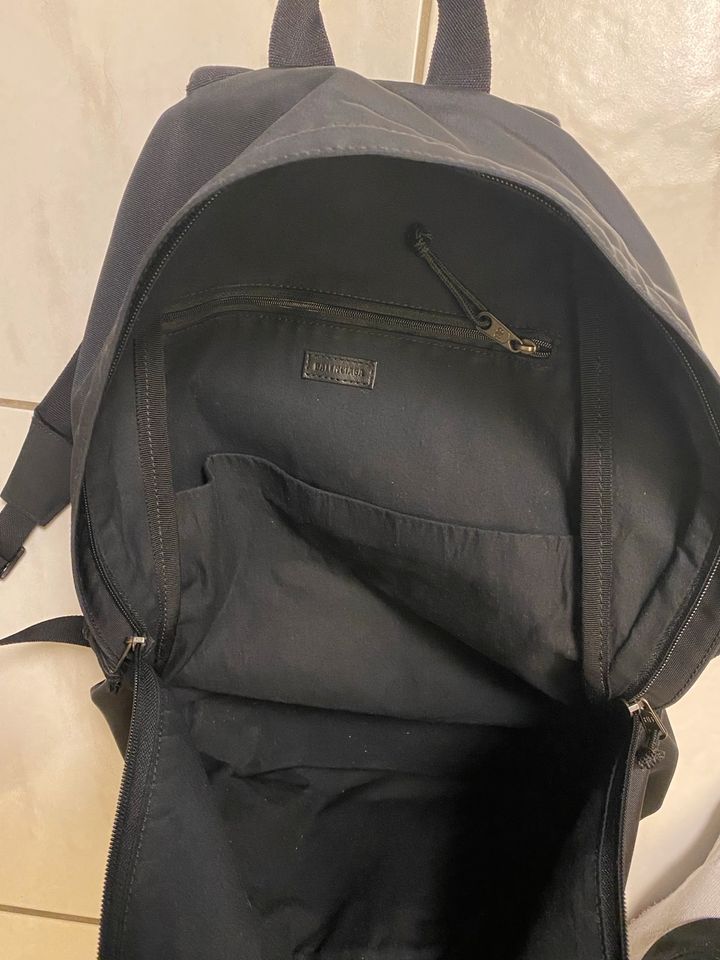 Balenciaga Rucksack in Langenfeld