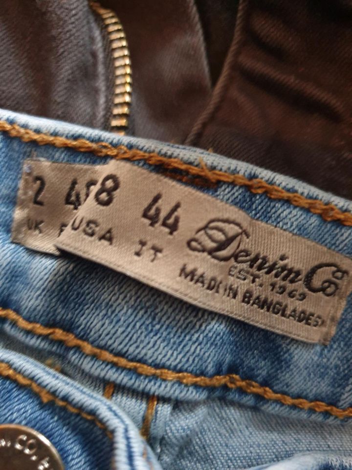 Damen Paket Jeanshosen gr 38/40 in Oberursel (Taunus)