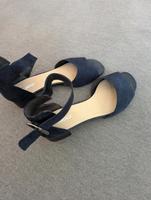 Veloursledersandalen Nordrhein-Westfalen - Uedem Vorschau