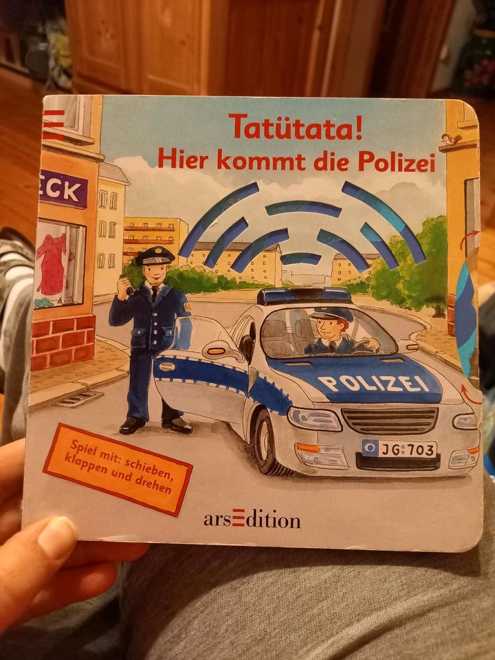 Tatütata hier kommt die Polizei,  polizeibuch in Kulmbach