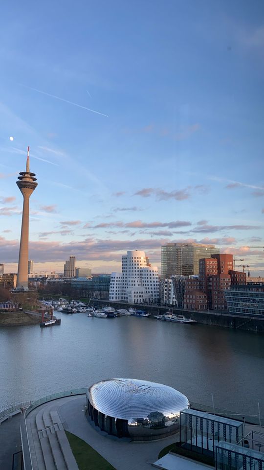 Premium Büros am Düsseldorfer Medienhafen in Düsseldorf