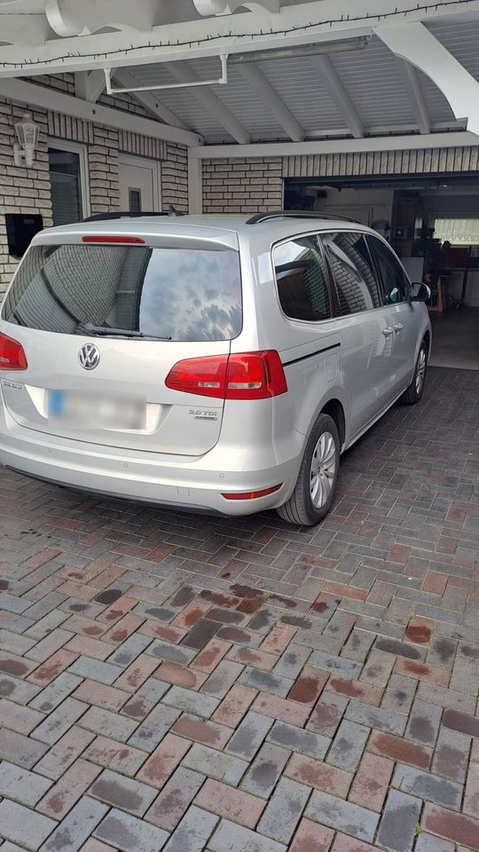 VW Sharan 2.0 TDI DSG AHK in Bad Essen