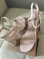 Sandalen/ High Heels beige aus Leder in Gr. 39 von Mango neu Nordrhein-Westfalen - Lünen Vorschau