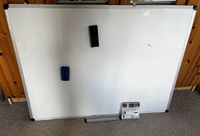 Magnetisches Whiteboard mit Stiftablage, Schwämmern & 8 Stiften Berlin - Reinickendorf Vorschau