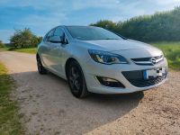 Opel Astra J 1.4 Turbo (140 PS) Xenon/Teilleder/Sitzheiz./Navi Bayern - Oberasbach Vorschau