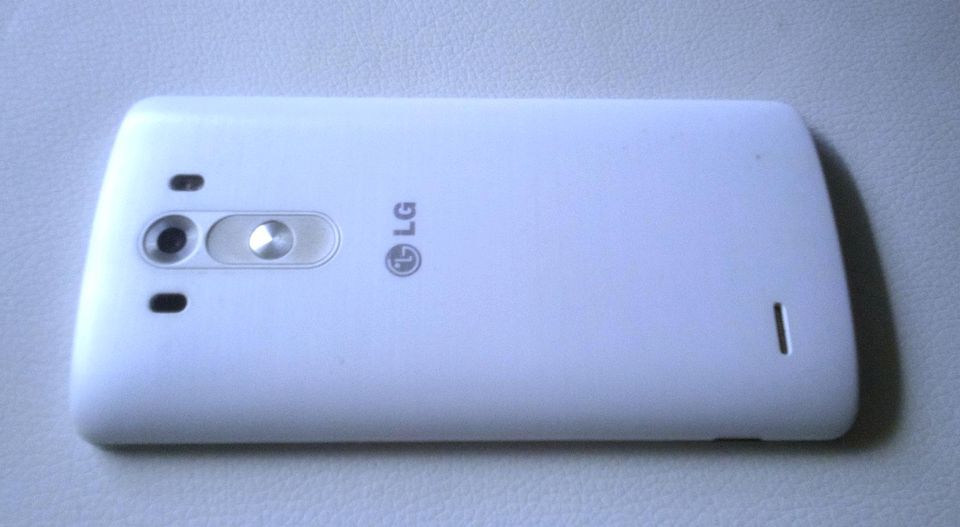 LG G3 Smartphone viel Zubehör neuwertig OVP weiß TOP in Stade