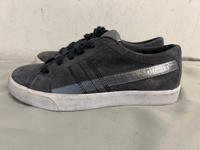 Diesel an Sneaker D-STRING LOW W Schuhe sneakers Grau Größe 39 Hamburg - Wandsbek Vorschau
