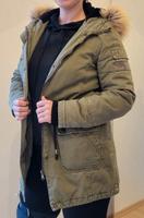 Damenjacke Parka olivgrün Größe 36 Bayern - Gersthofen Vorschau