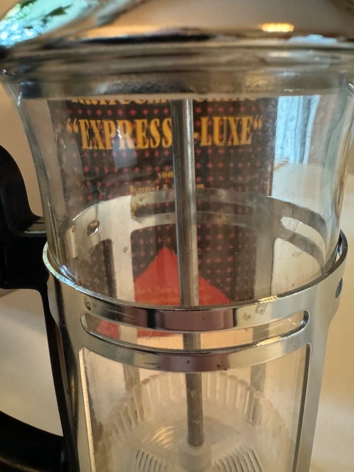 Kaffeemaschine „Expresso-Luxe“ von Kunst & Leben in Düsseldorf