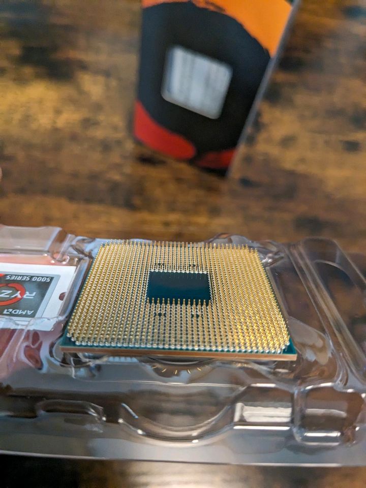 AMD Ryzen 5 5600X CPU mit Verpackung, neuwertig in Heilbronn