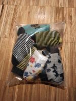 Kinder Socken 7 Paar top Zustand Gr 27-30 Bayern - Alzenau Vorschau