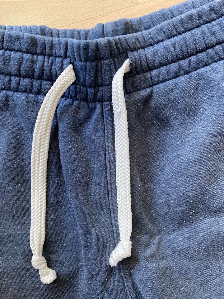 Baumwolle Shorts blau Sport  Gr S , der Firma H&M in Mühlhausen-Ehingen