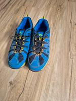 Sportschuhe Tennis Größe 40 Niedersachsen - Wetschen Vorschau