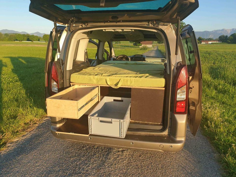 VERMIETUNG Camperbox Camping Minicamper Hochdachkombi Berlingo in Knetzgau