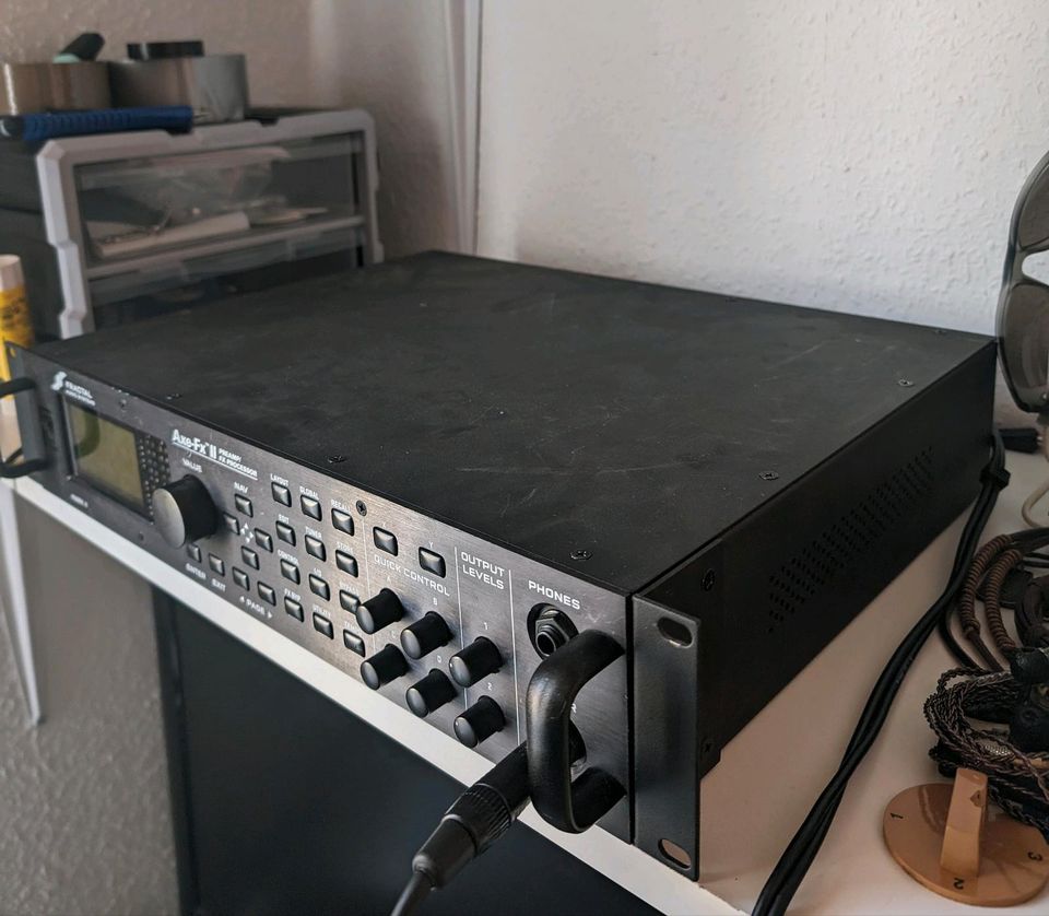 Fractal Audio Axe Fx II 2 Mk II Amp Modeller Preamp Fx Processor in Pforzheim