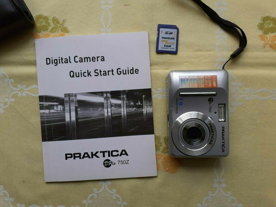 Digitalkamera Praktica DPix 750z in Ehingen (Donau)