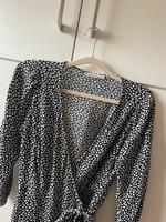 Kleid wickelkleid abercrombie blätter schwarz weiß (Gr.S) Nordrhein-Westfalen - Gummersbach Vorschau
