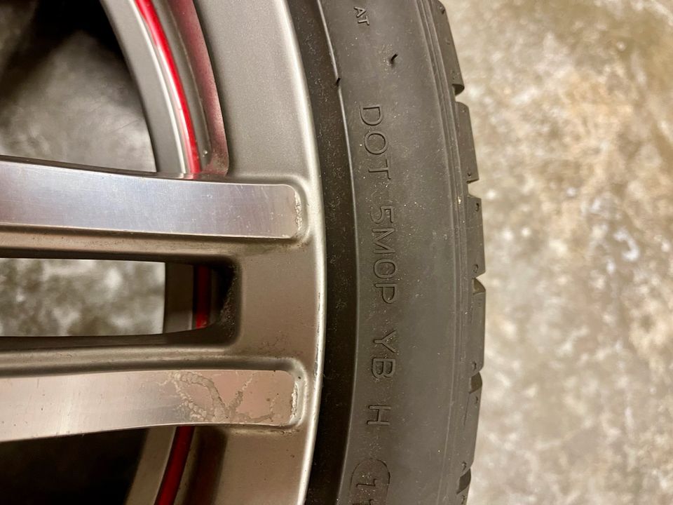 VW Passat Golf Alufelgen Leichtmetall neue Reifen 19 Zoll Räder in Dormagen