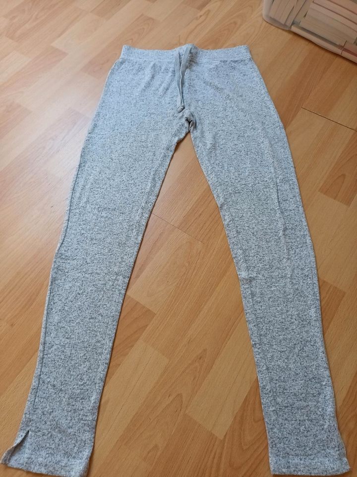 Blue Motion Damen relax Hose Jogginghose grau/weiß Größe S 36/38 in Hückelhoven