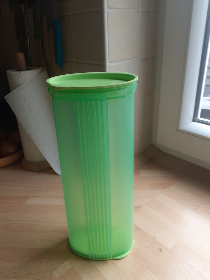 Spaghettidose Tupperware in Nieder-Olm