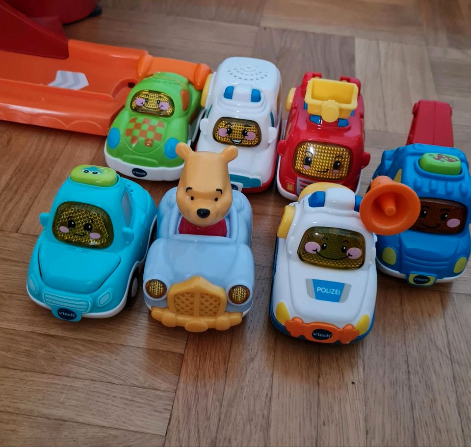 Vtech Tut Tut Baby Flitzer Bahn - Freizeitpark inkl. 7 Autos in Hameln