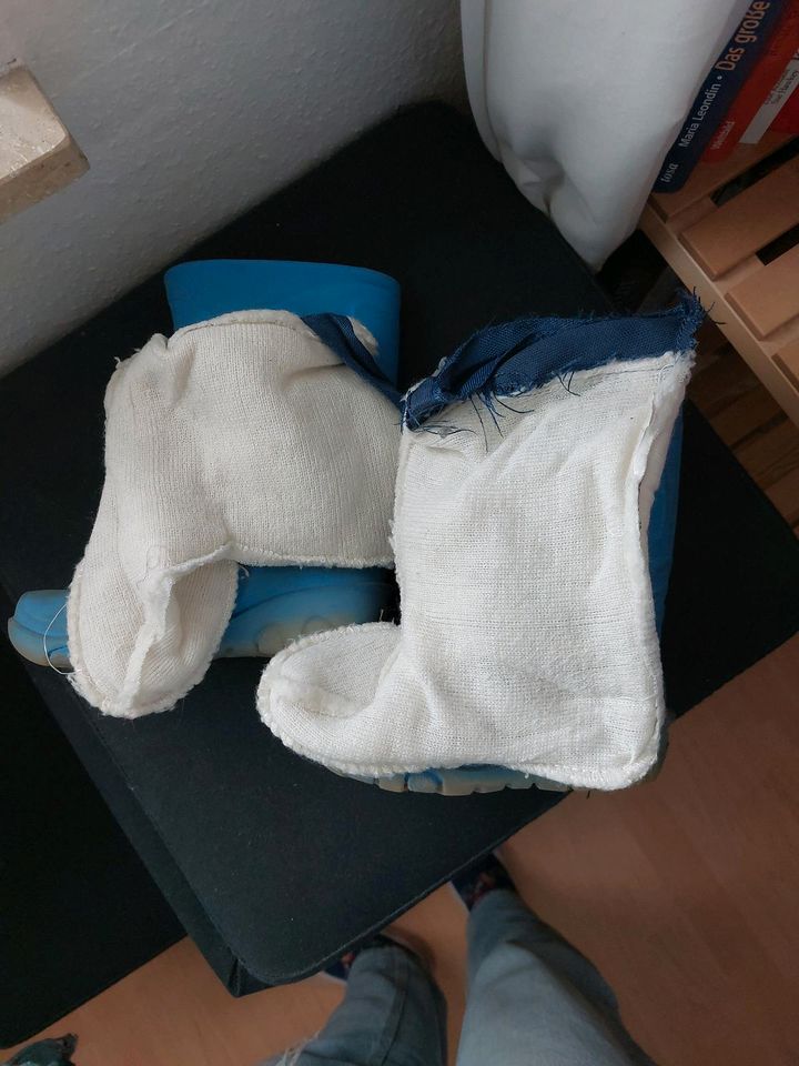 Gummistiefel Blinkend wahlweise gefüttert in Marburg