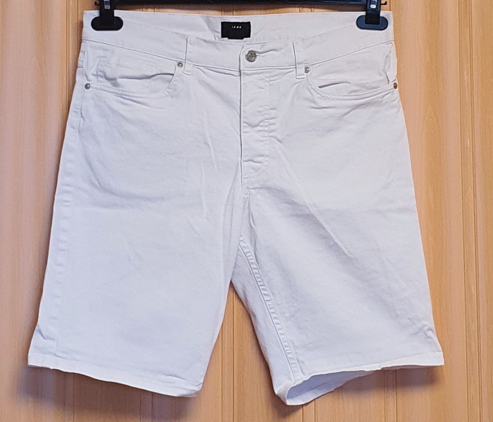 H&M Short Stoff Hose Herren Größe 31 Weiß Neu in Bayern - Ingolstadt | eBay  Kleinanzeigen ist jetzt Kleinanzeigen