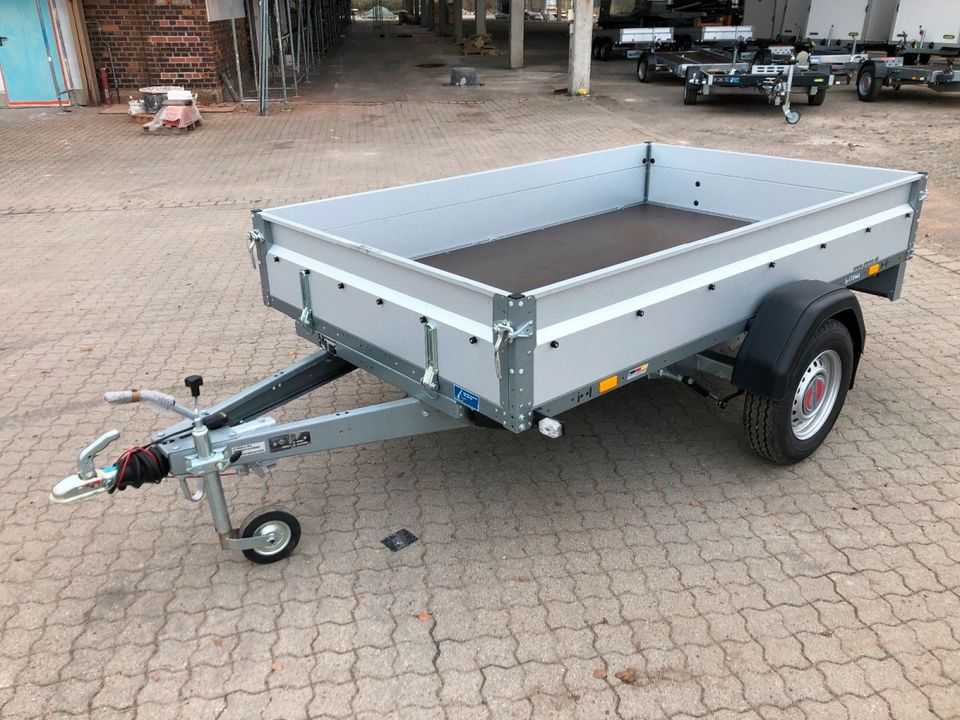 ❗❗SONDERPREIS❗❗STEMA Tieflader SySTEMA ST 13-25-15.1 24232.003 251x153cm 1300kg Plane Spriegel Hochlader Kastenanhänger Camping Umzug Garten Transport Kaminholz Wohnungsauflösung Finanzierung 100km/h in Leipzig