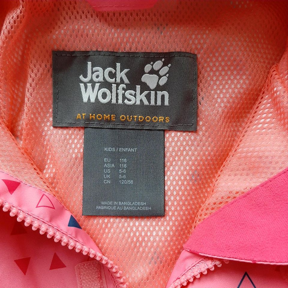 Jack Wolfskin Jacke Regenjacke Original Windjacke neu Gr. 116 in Langenberg