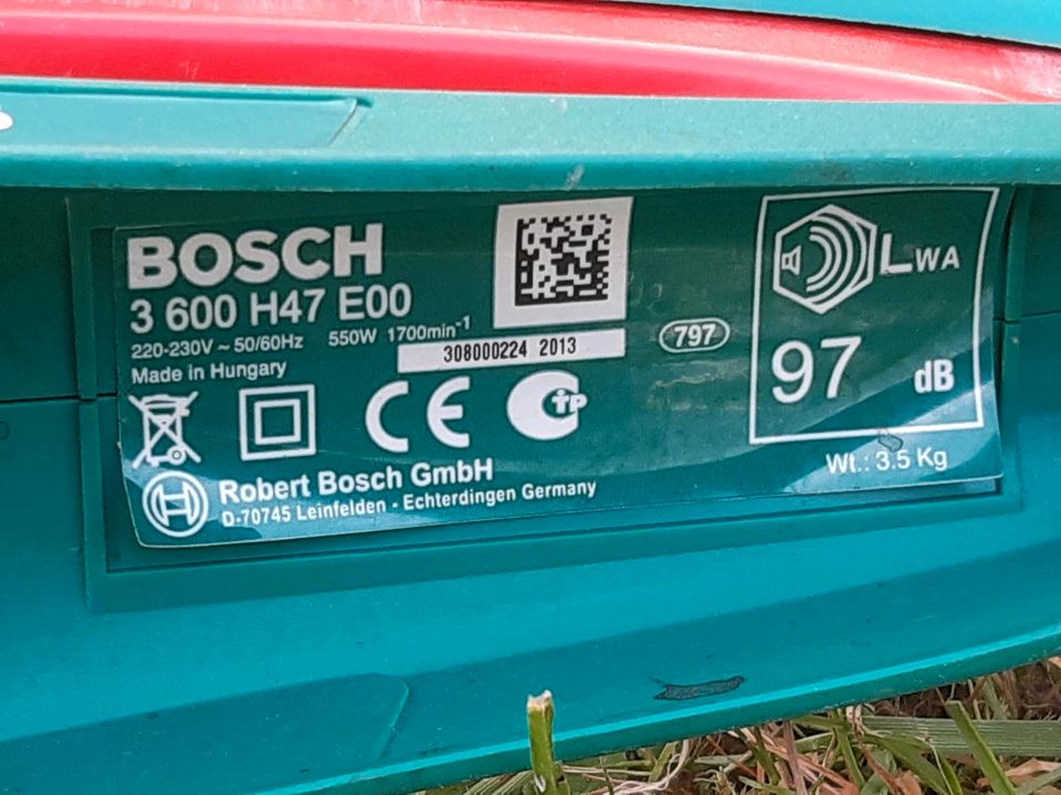 Heckenschere Bosch AHS 45-26 in Düren