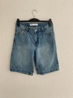 Bershka Baggy Jeans Shorts Hose Größe 36 neuwertig Hessen - Bischoffen Vorschau