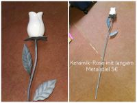 Keramik Rose mit Metallstiel Nordrhein-Westfalen - Ratingen Vorschau
