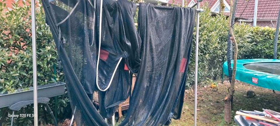 Das Berg Trampolin "Champion" mit Sicherheitsnetz Deluxe , Sprung in Aurich