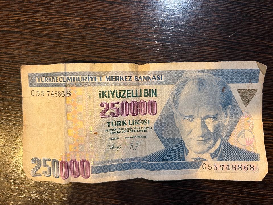 250.000 Türkische Lira Geldschein in Bedburg-Hau