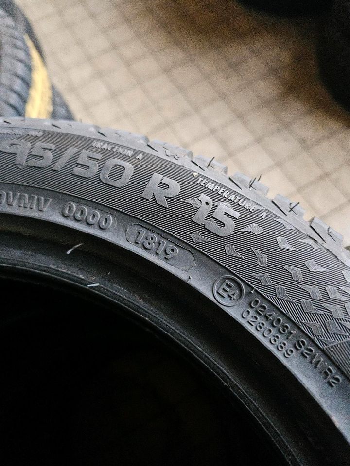 2x 195/50 R15 Ganzjahr fast wie Neu in Hamburg