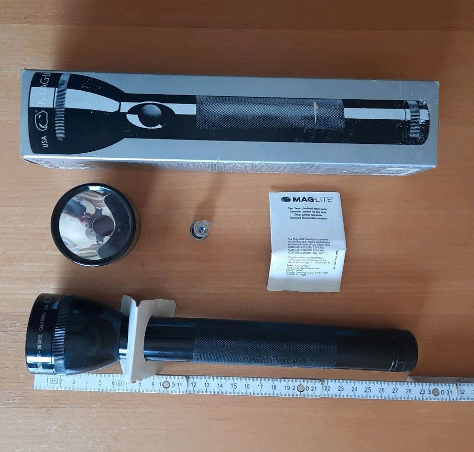 Taschenlampe MAGLITE LCL 3 LR14 schwarz mit Zubehör neuwertig in Oberhausen