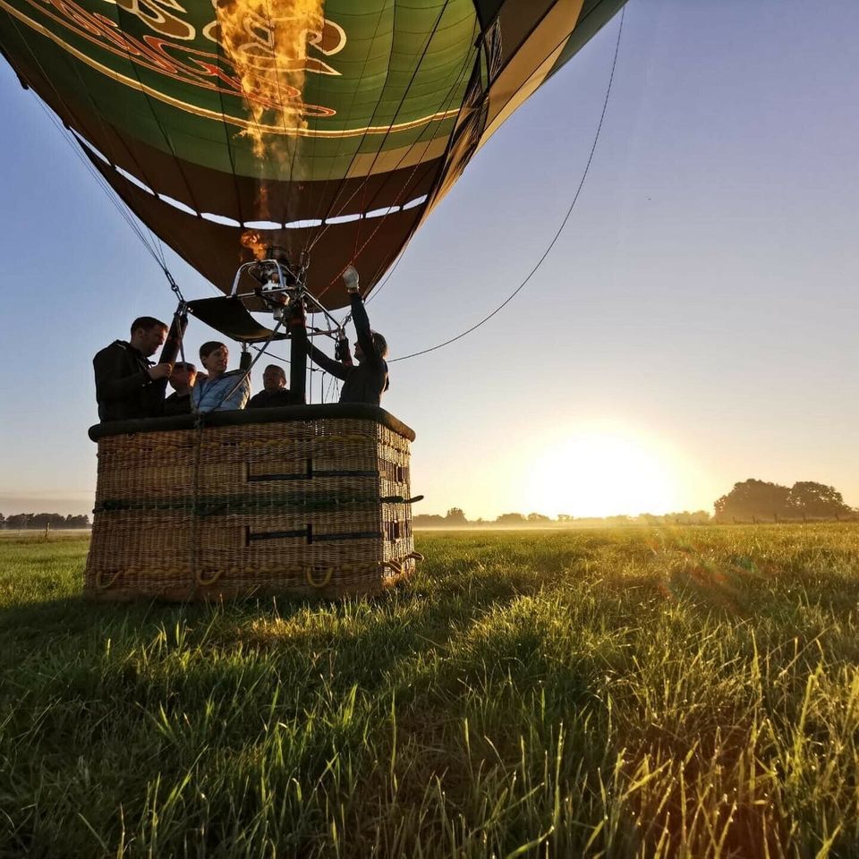 Verschenken Sie Erlebnisse: Eine Ballonfahrt mit Aeroballonsport in Blomberg