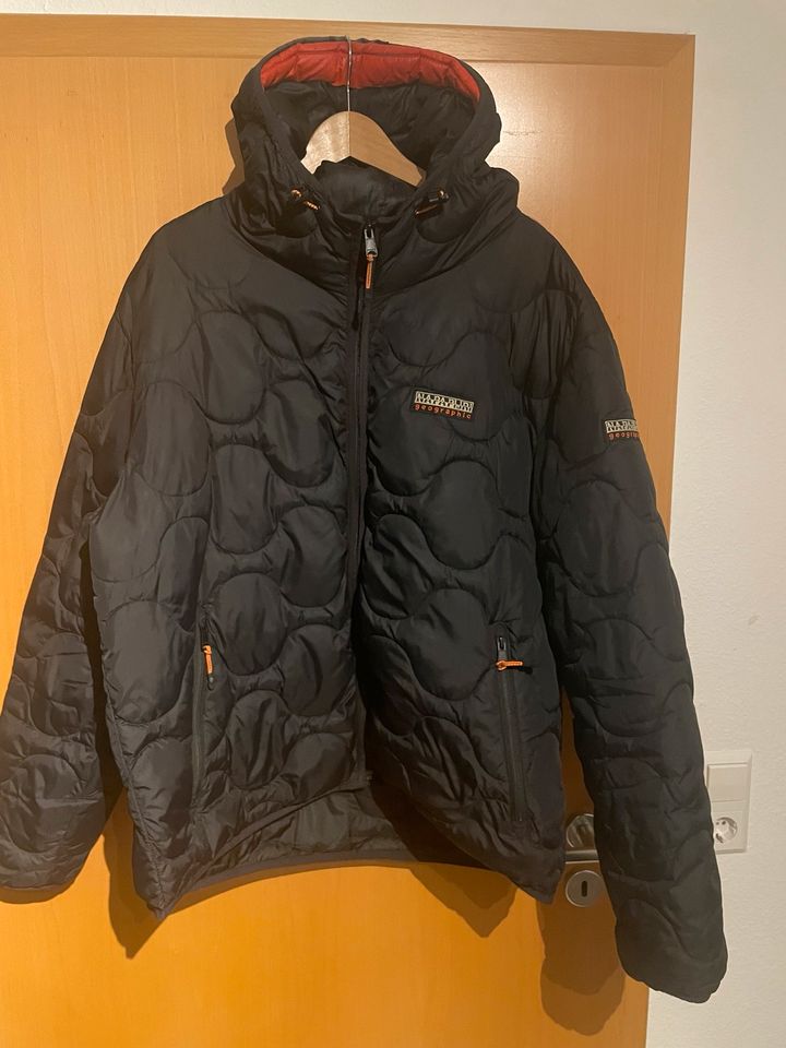 Napapijri Winterjacke XXL Top Zustand. in Stuttgart