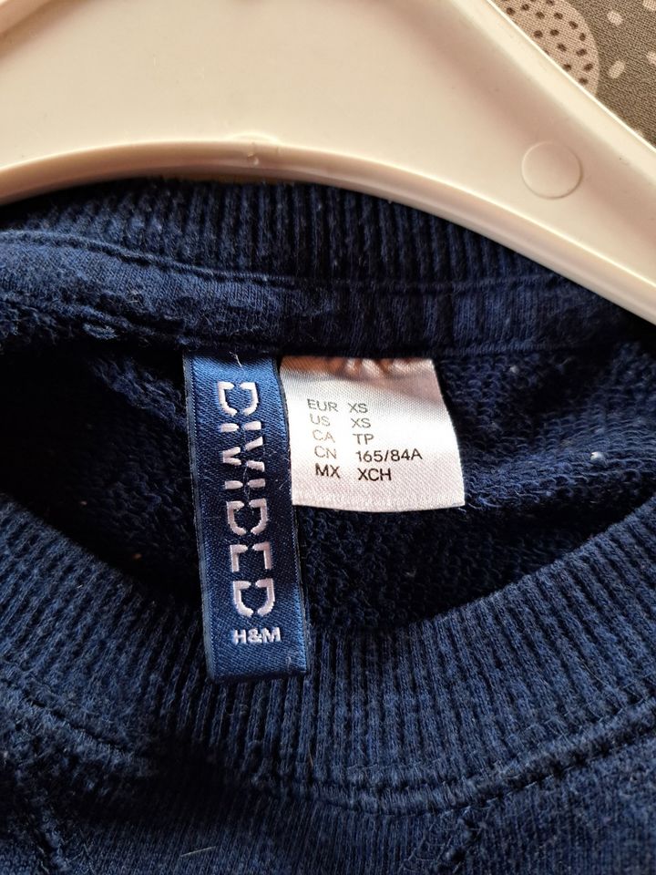 Jung´s langarm Shirt Pulli Blau Größe XS von H&M Pullover in Töpen