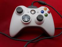 Controller weiß Xbox 360 mit Kabel Bayern - Dittelbrunn Vorschau