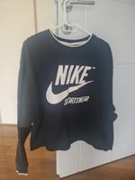 Nike Sweatshirt Gr. M  Top-Zustand Häfen - Bremerhaven Vorschau