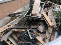 Brennholz zu verschränken Holz Dielen zu verschenken Berlin - Britz Vorschau