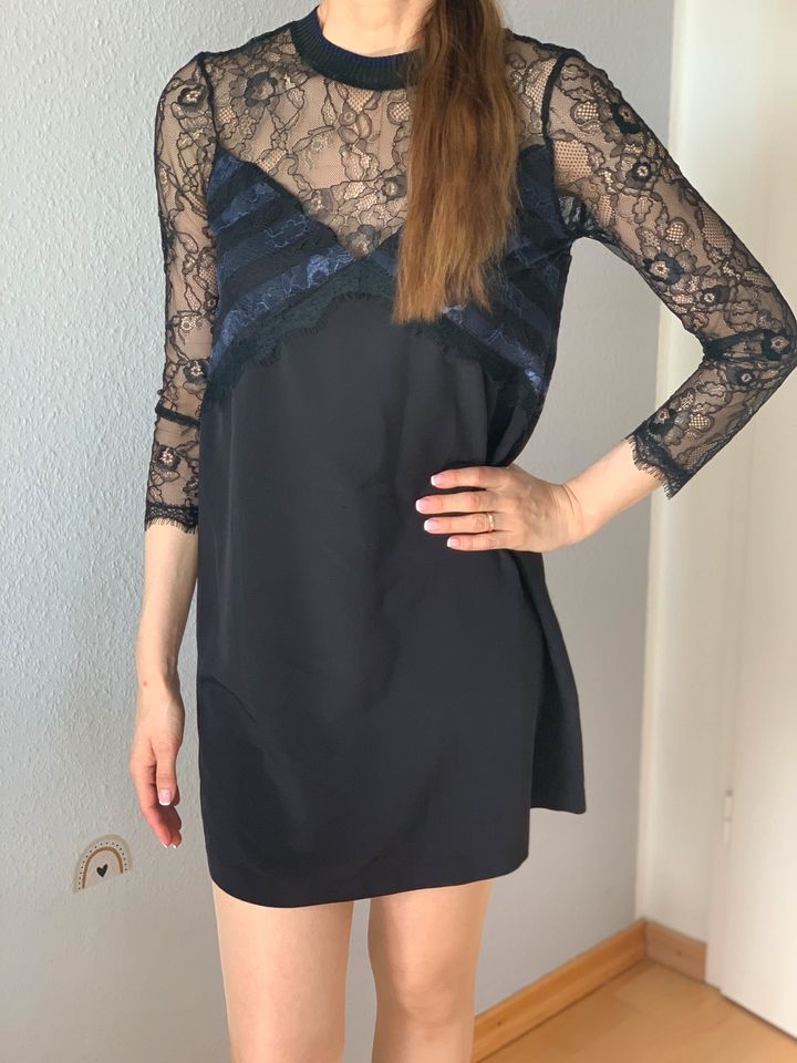 Zara Spitzenkleid EUR S / 36 schwarz blau Minikleid Kleid Spitze in Geltow